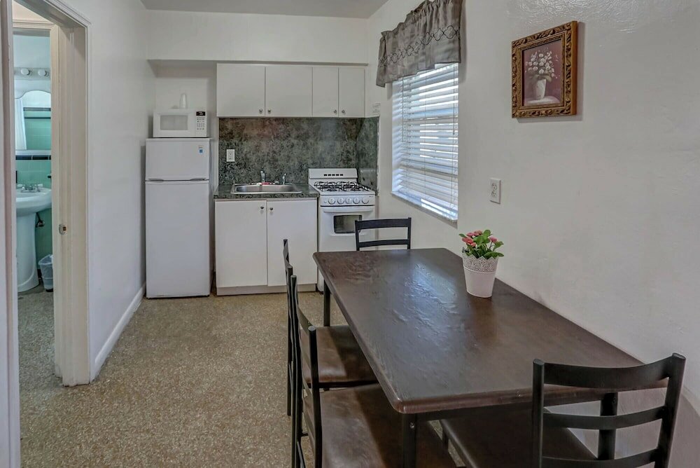 Фото Richard's Pet Friendly Motel