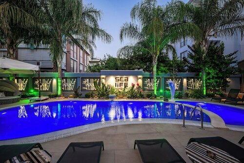 Гостиница SeaLife Lounge Hotel в Коньяалты
