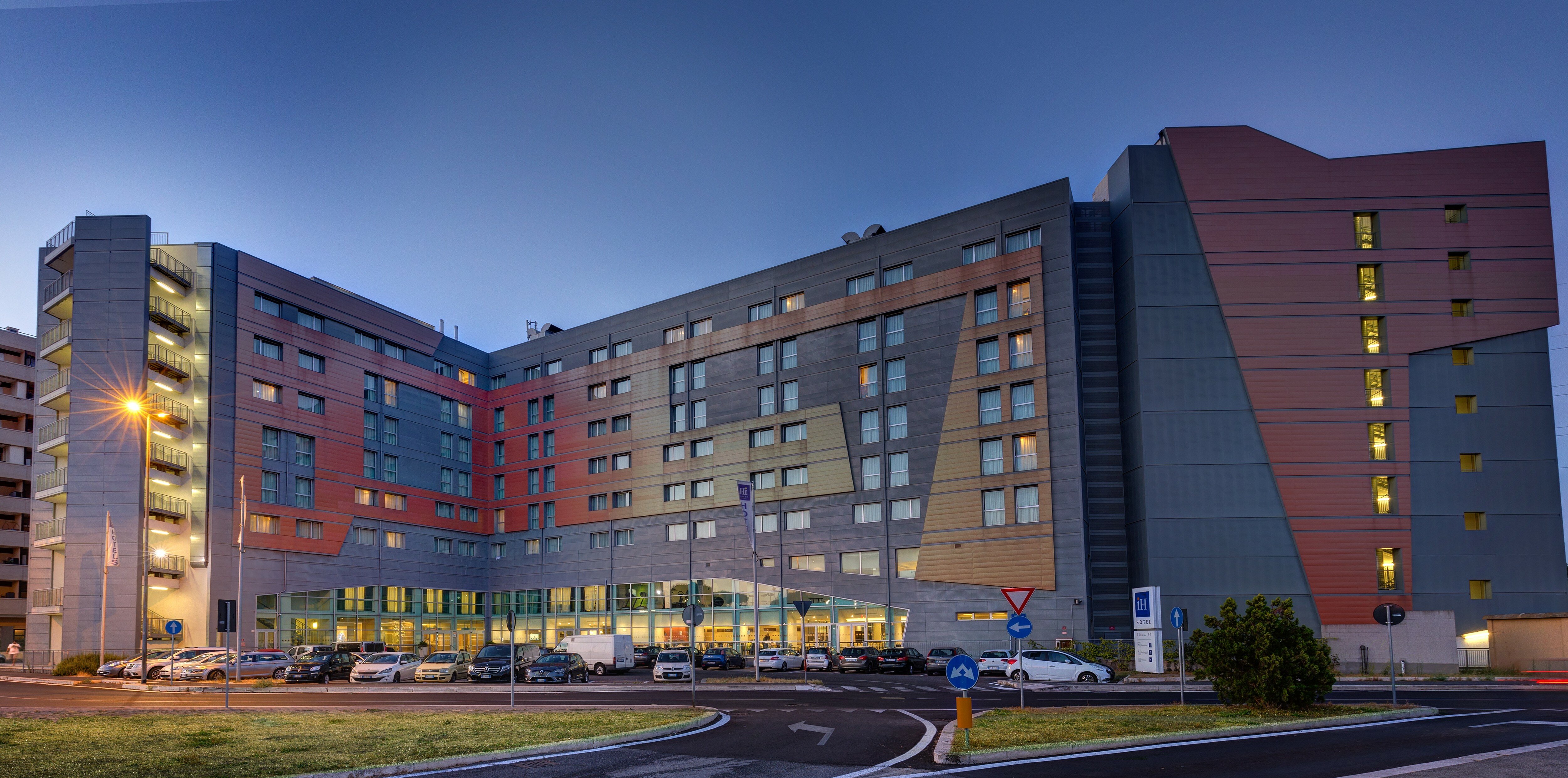 Фото iH Hotels Roma Z3