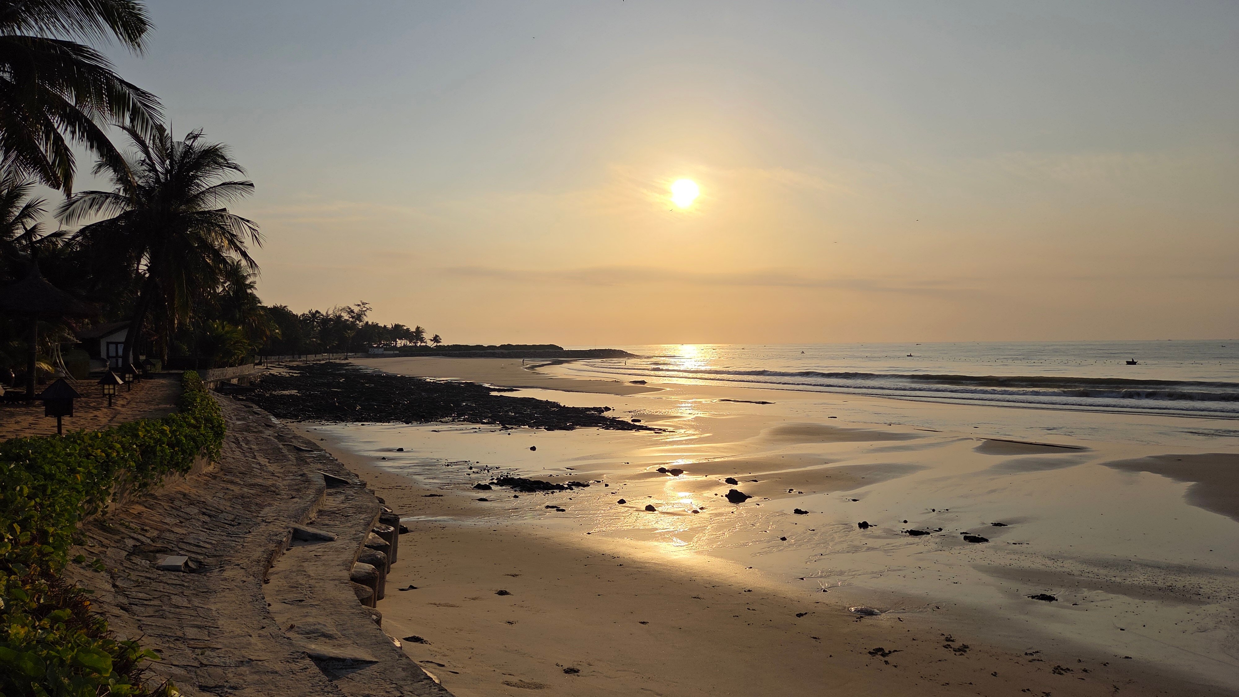 Фото Victoria Phan Thiet Beach Resort & SPA