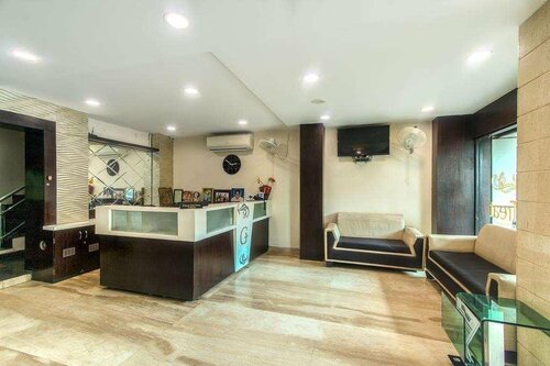 Гостиница Hotel Golden Treat в Индауре