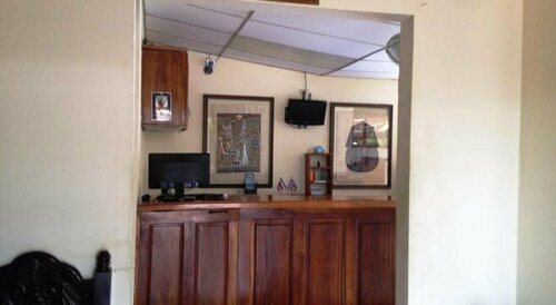 Гостиница Hotel La Siesta в Либерии