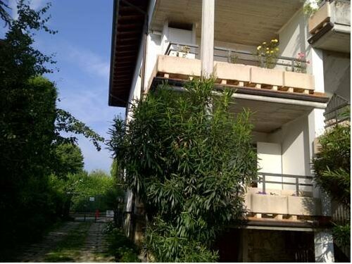 Гостиница B&b Villa Lina в Дезенцано-дель-Гарда