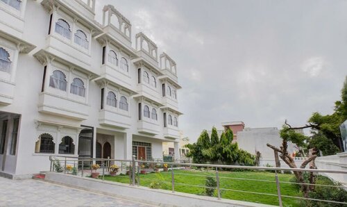 Гостиница Oyo 12131 Vallabh Villas в Удайпуре