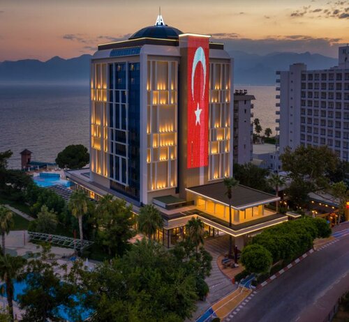 Гостиница Delta Hotels by Marriott Antalya Lara в Анталье