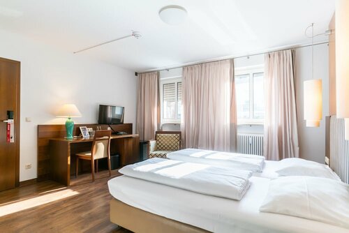 Гостиница Altstadthotel Grauer Wolf в Эрлангене