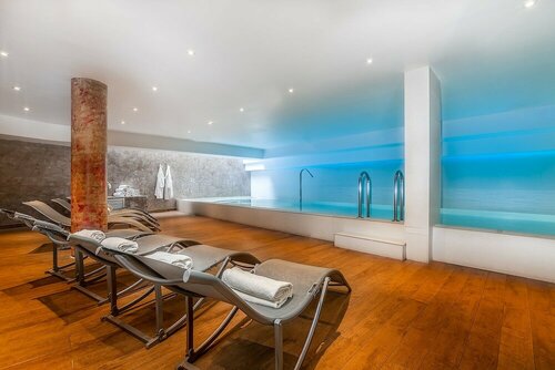 Гостиница Hotel Montaigne & SPA в Каннах