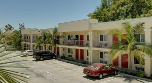 Гостиница Vagabond Inn Hacienda Heights в Вест Ковине