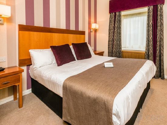 Фото Aberdeen Douglas Hotel