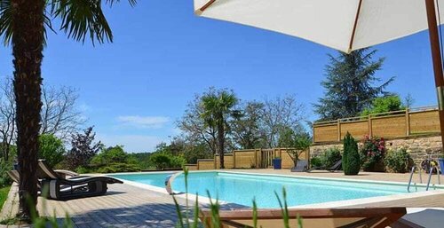 Гостиница Domaine De Campagnac в Сарле-ла-Канеде