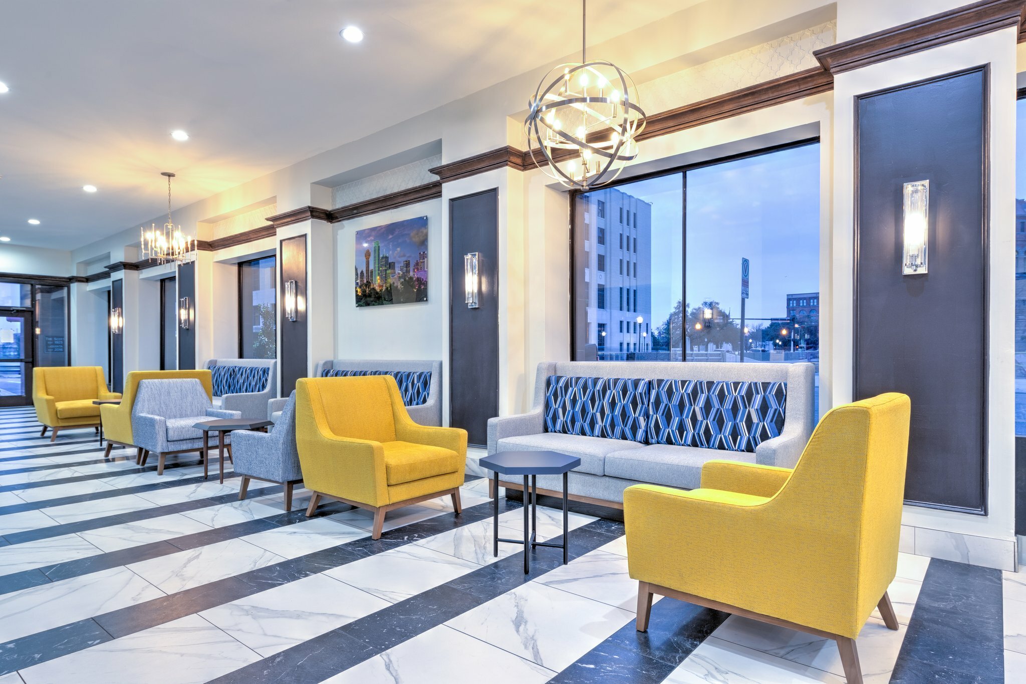 Фото Holiday Inn Express Dallas Downtown, an Ihg Hotel