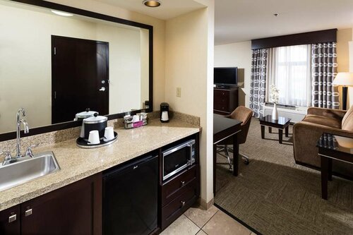 Гостиница Hampton Inn & Suites Las Vegas South в Хендерсоне