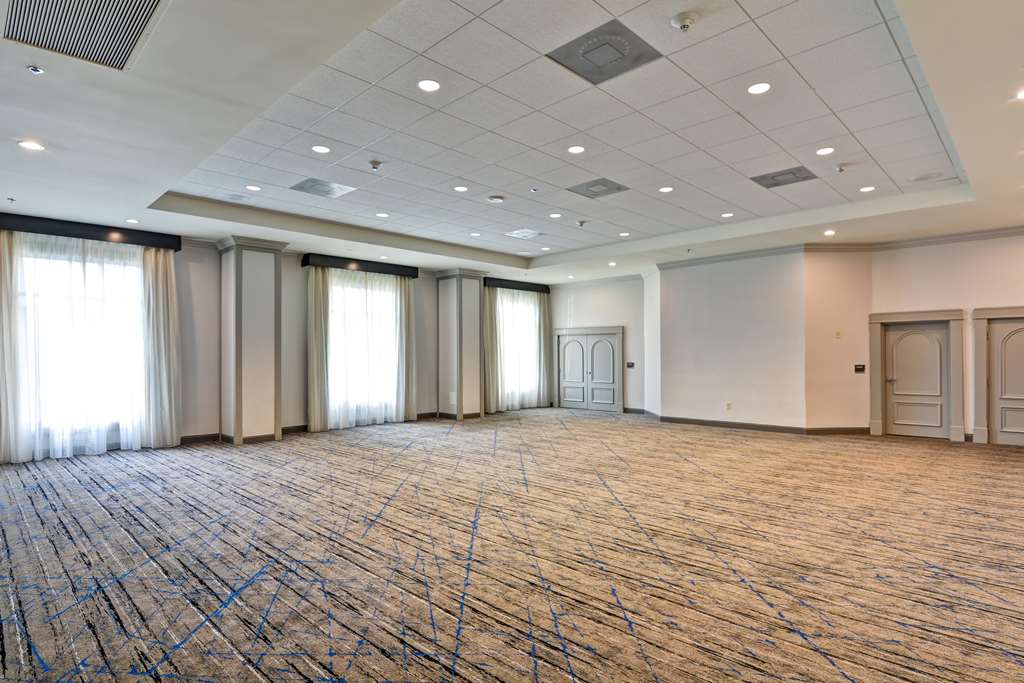 Фото Embassy Suites by Hilton Miami International Airport