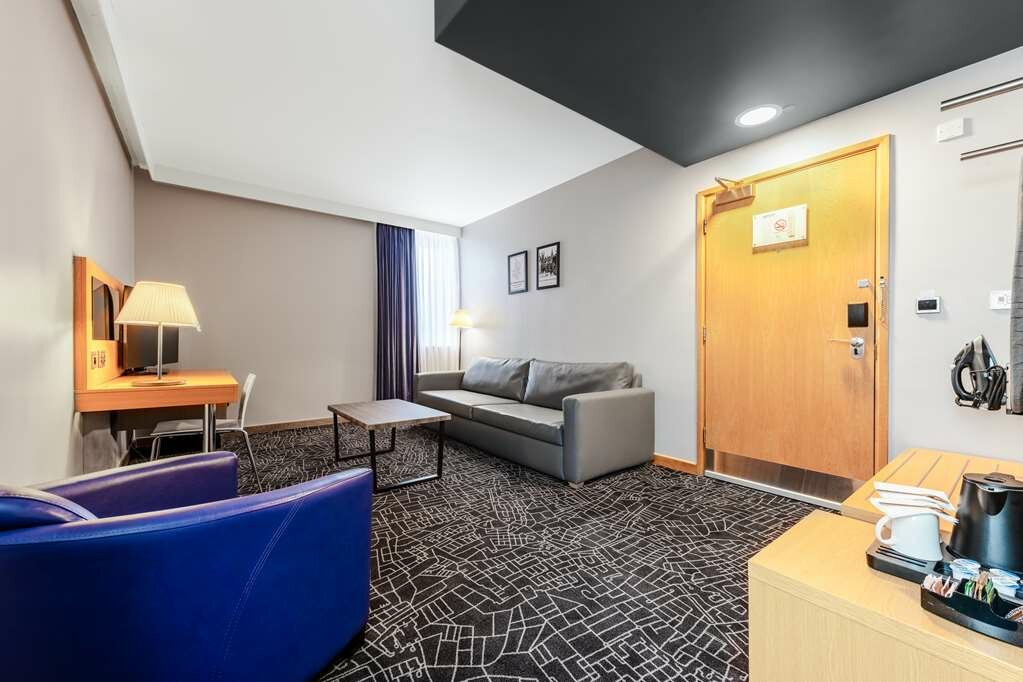 Фото Park Inn by Radisson Peterborough
