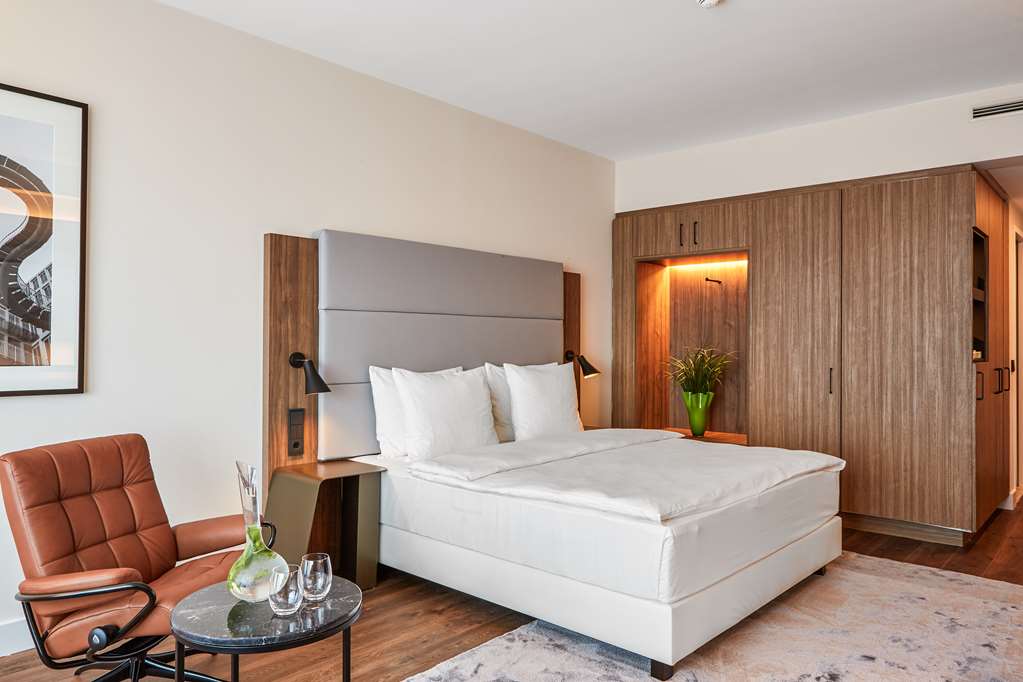 Фото Radisson Blu Hotel, Frankfurt