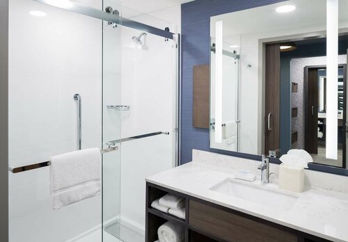 Гостиница Hilton Garden Inn Madison Downtown в Мэдисоне