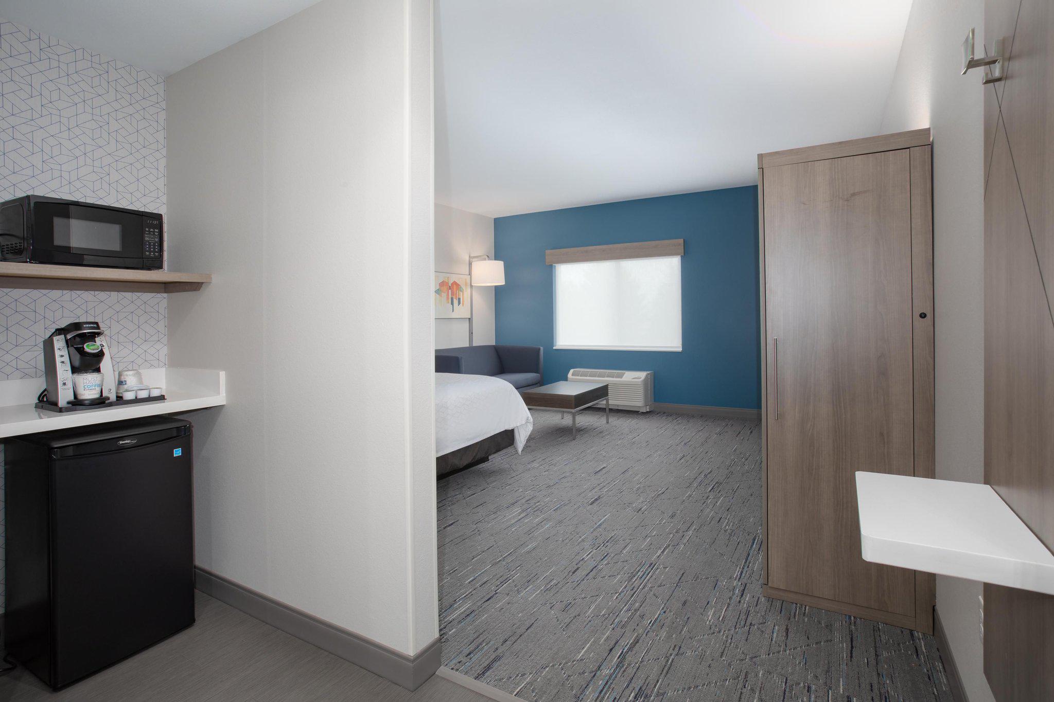Фото Holiday Inn Express Hotel & Suites Idaho Falls, an Ihg Hotel
