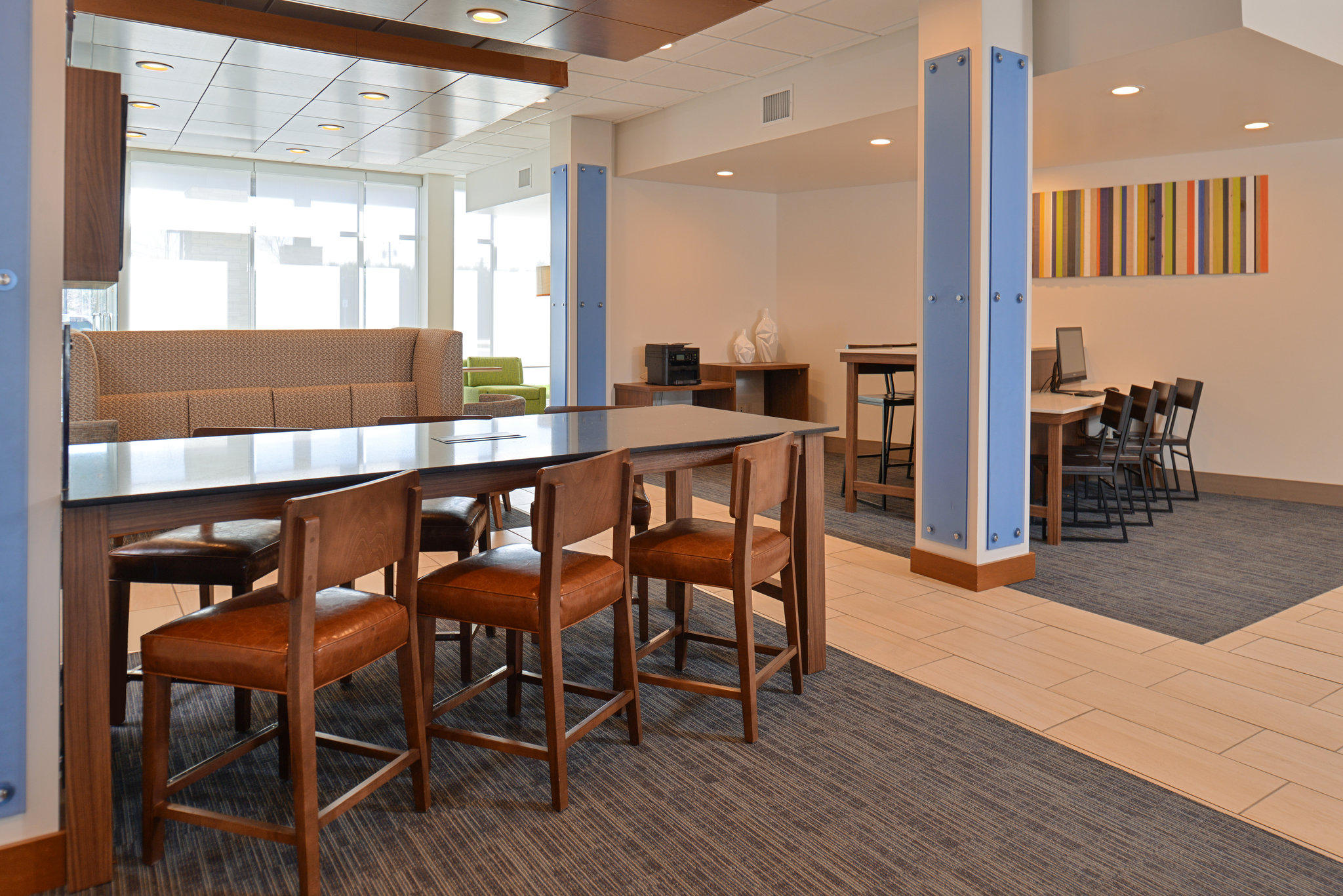Фото Holiday Inn Express & Suites Southgate - Detroit Area, an Ihg Hotel