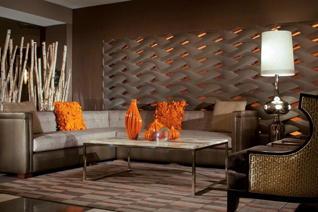 Фото Embassy Suites by Hilton Austin Arboretum