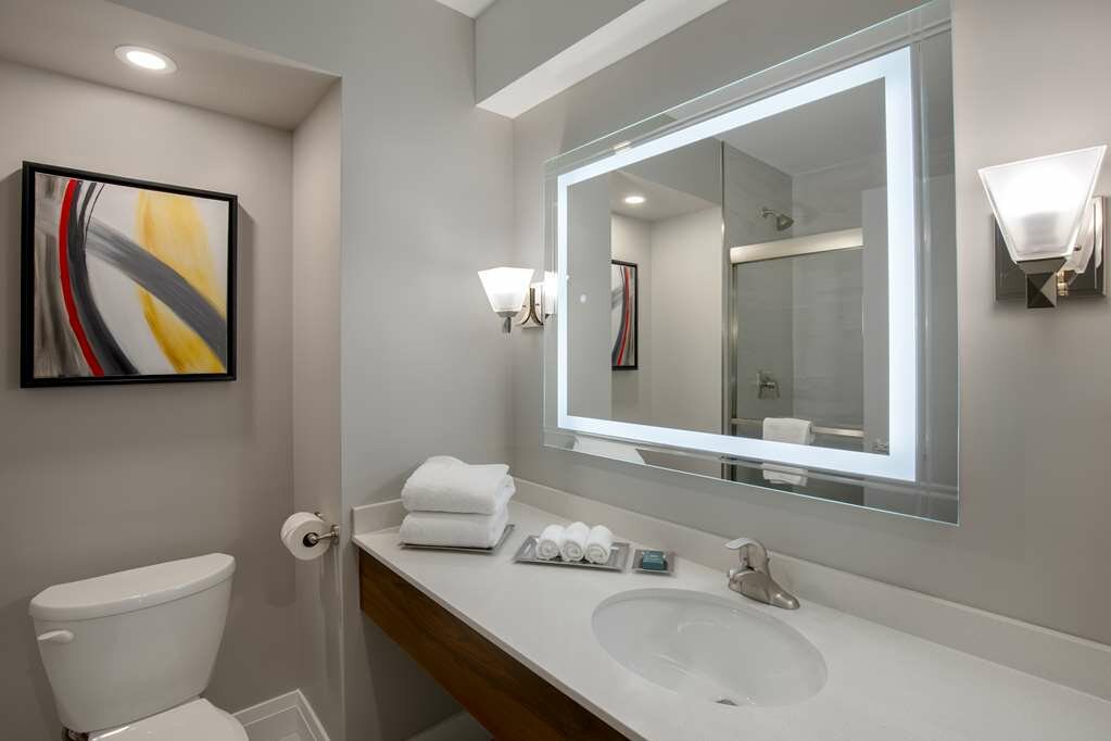 Фото DoubleTree by Hilton Hotel London Ontario