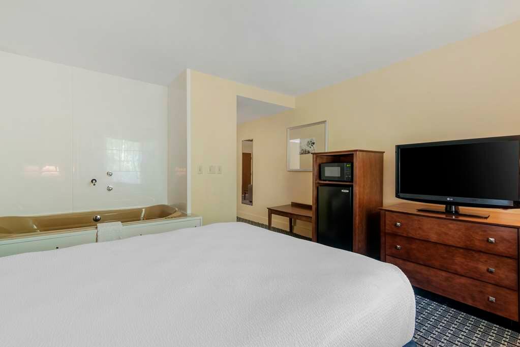 Фото Best Western Plus Brunswick Bath