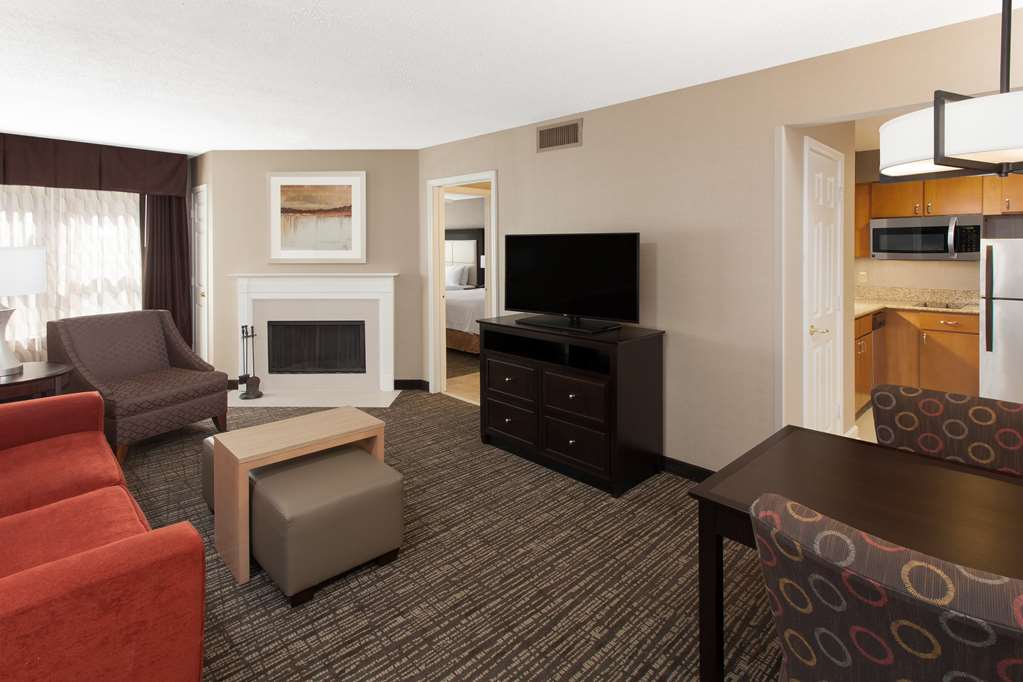 Фото Homewood Suites by Hilton Indianapolis Keystone Crossing