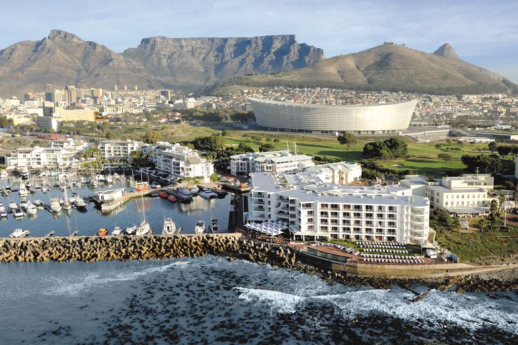 Фото Radisson Collection Hotel, Waterfront Cape Town