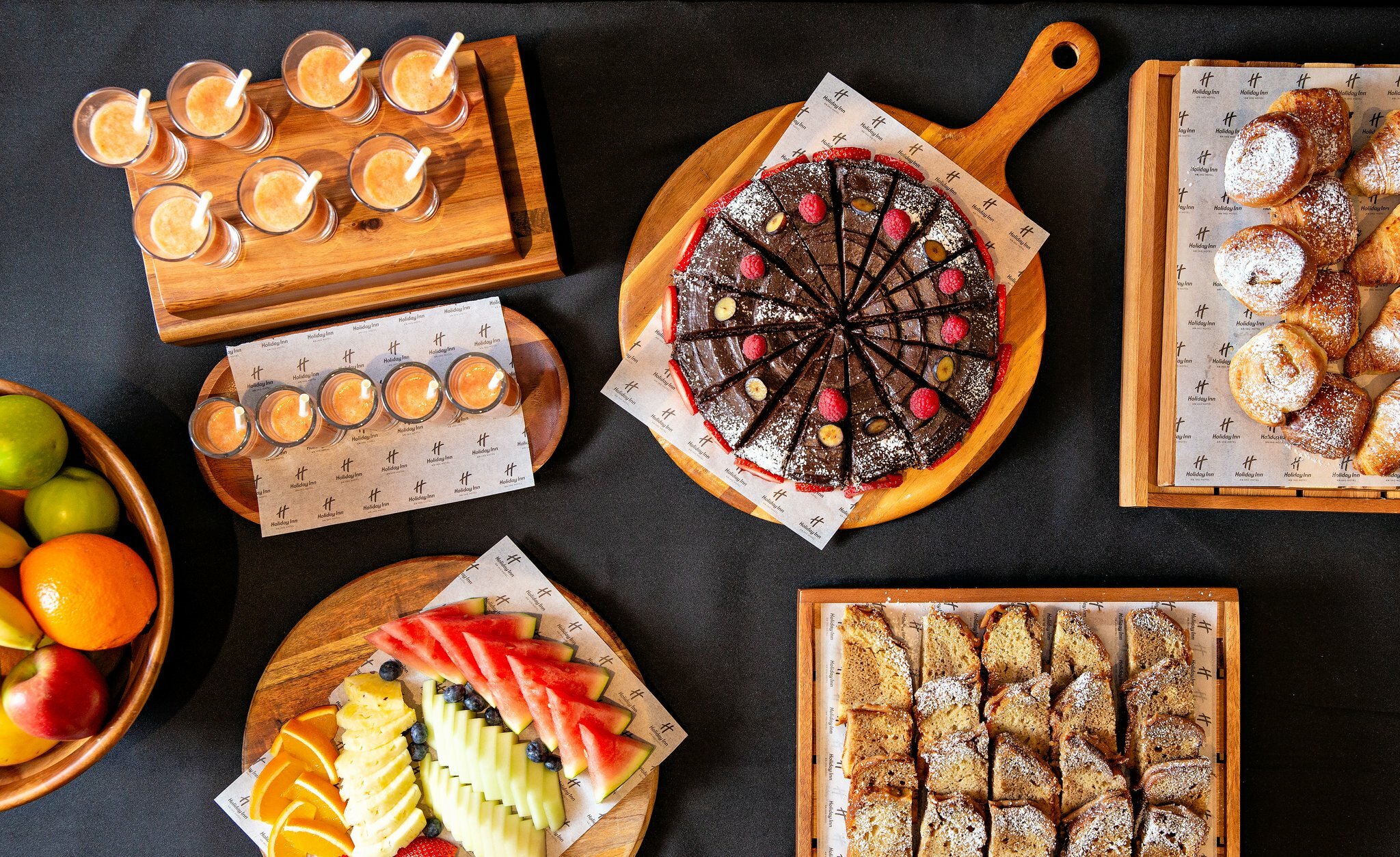 Фото Holiday Inn London - Kensington High St., an Ihg Hotel