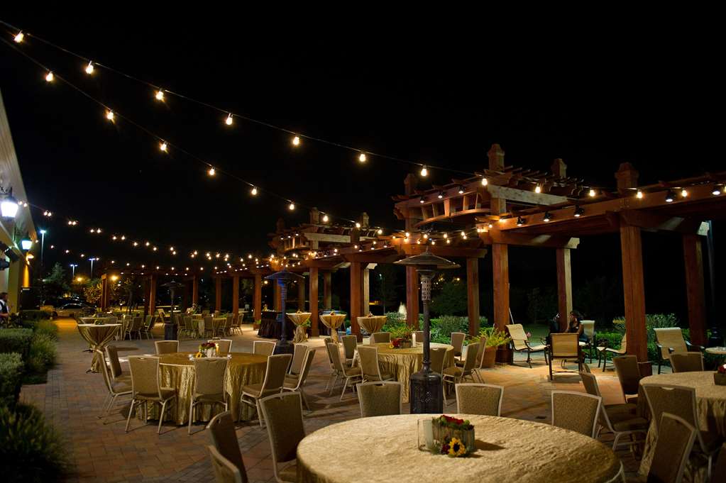 Фото Hilton Dallas/Southlake Town Square