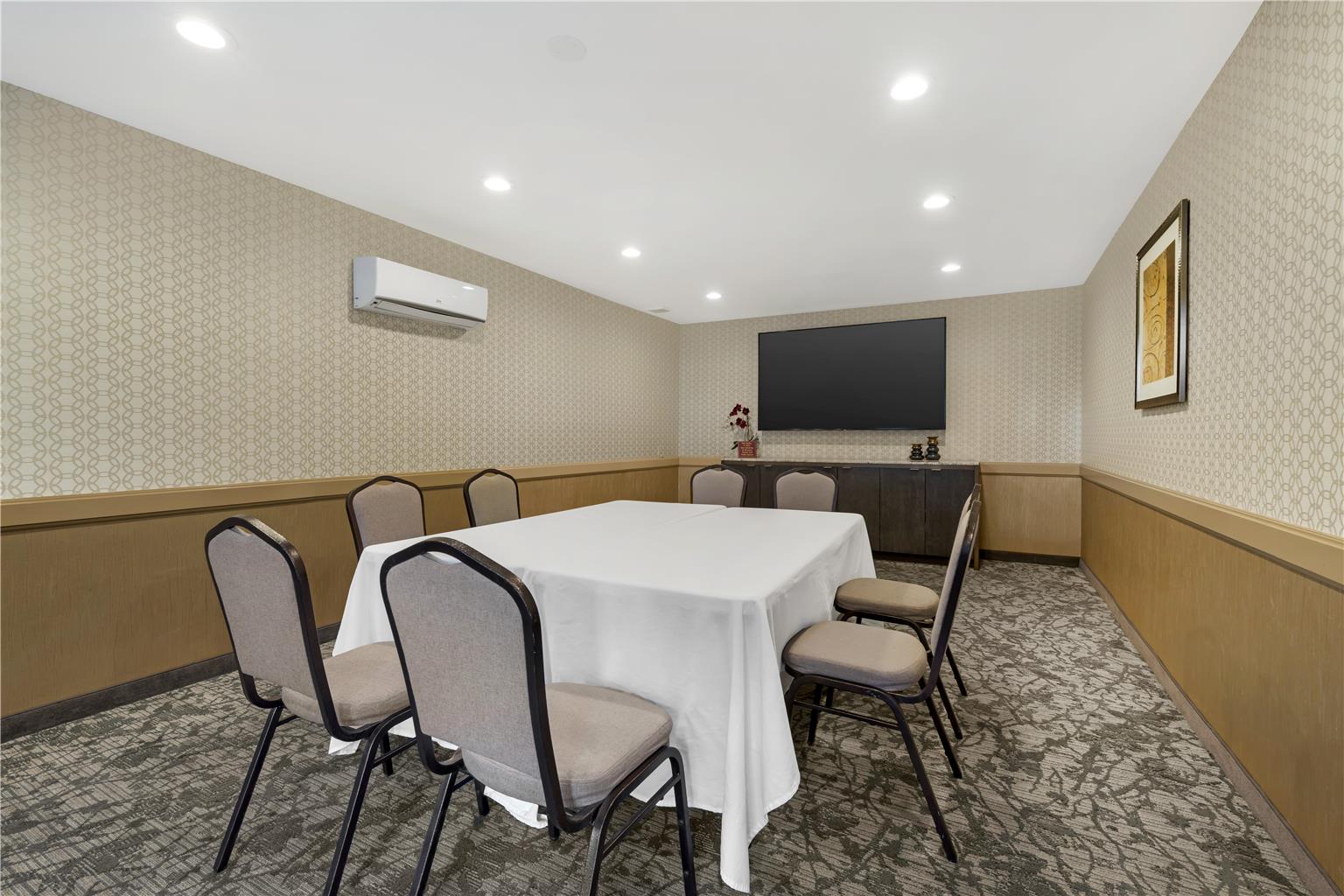 Фото Best Western Plus Carriage Inn