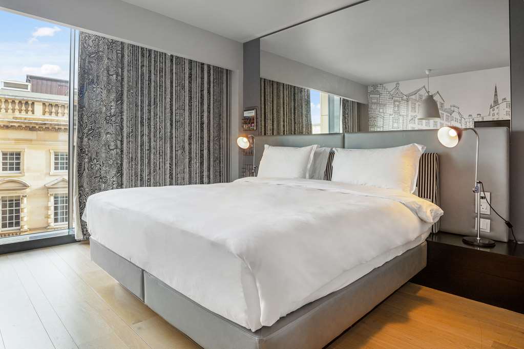 Фото Radisson Collection Hotel, Royal Mile Edinburgh
