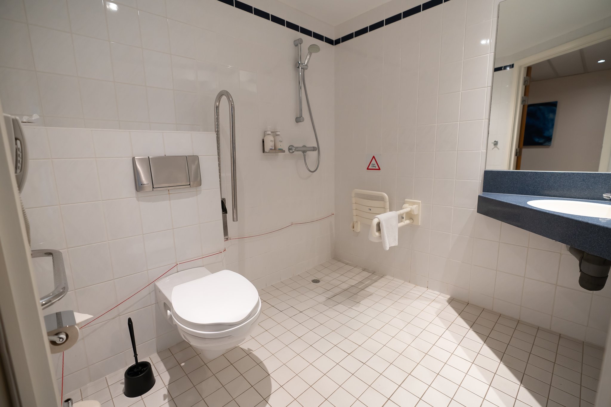 Фото 123800312978