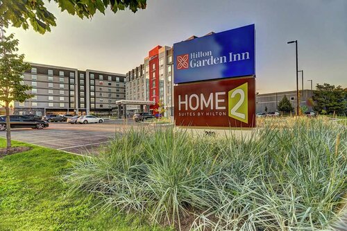 Гостиница Hilton Garden Inn Toronto Brampton West в Миссиссаге