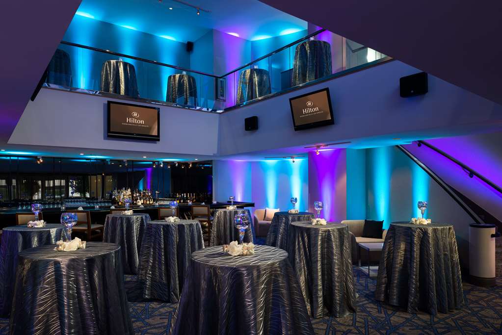 Фото Hilton Woodland Hills/Los Angeles