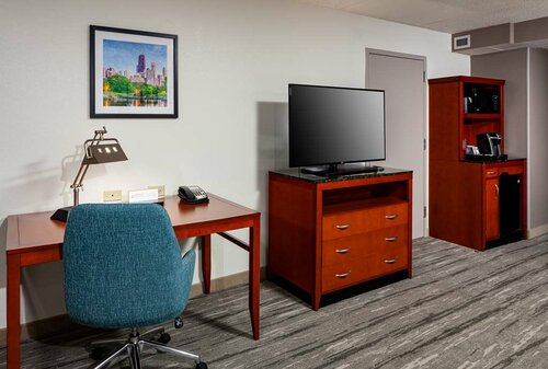 Гостиница Hilton Garden Inn O'Hare в Де Плейнс
