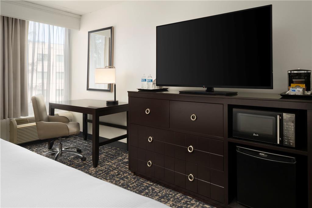 Фото Doubletree by Hilton Richmond-Midlothian