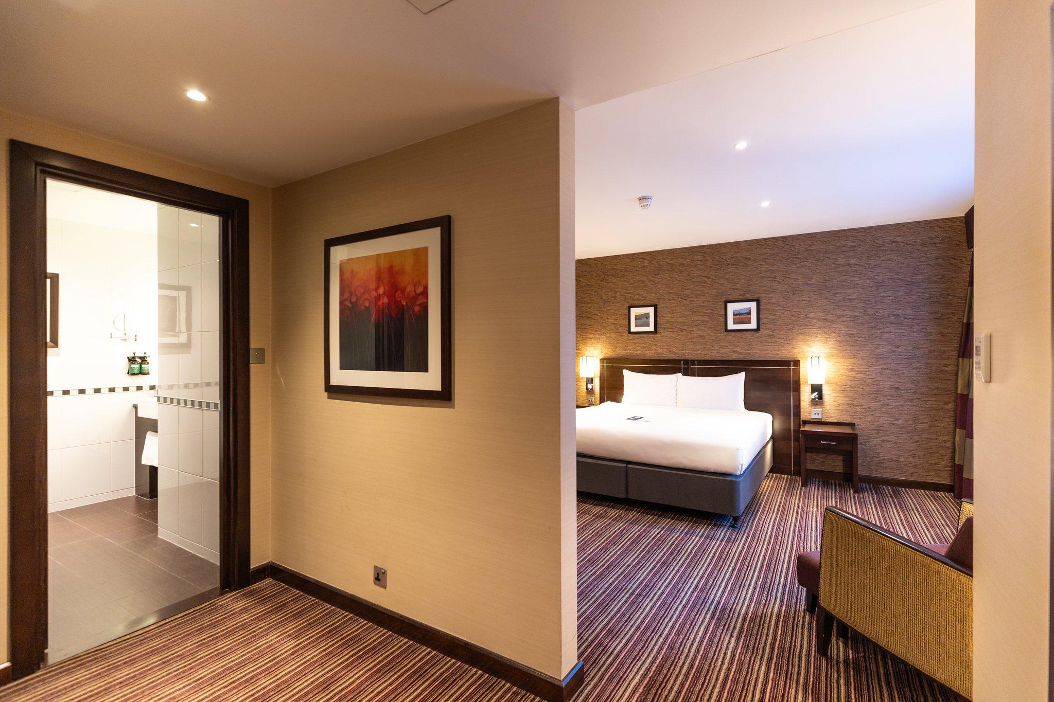 Фото Crowne Plaza London - Gatwick Airport