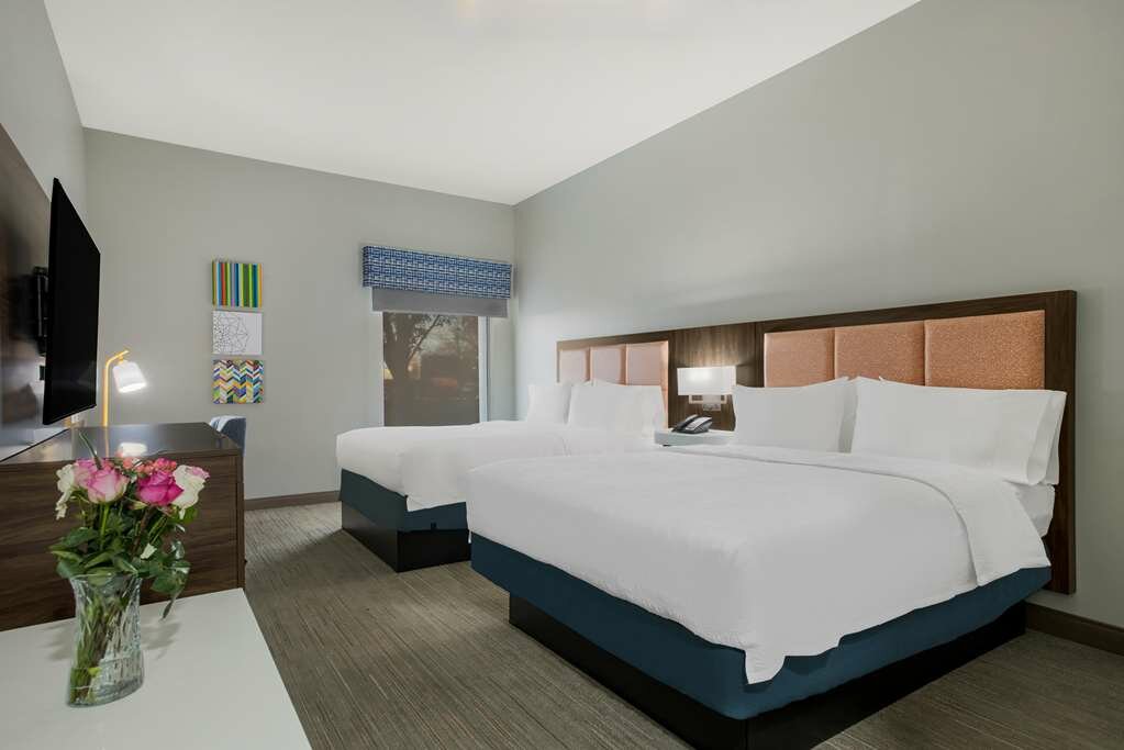 Фото Hampton Inn Linden