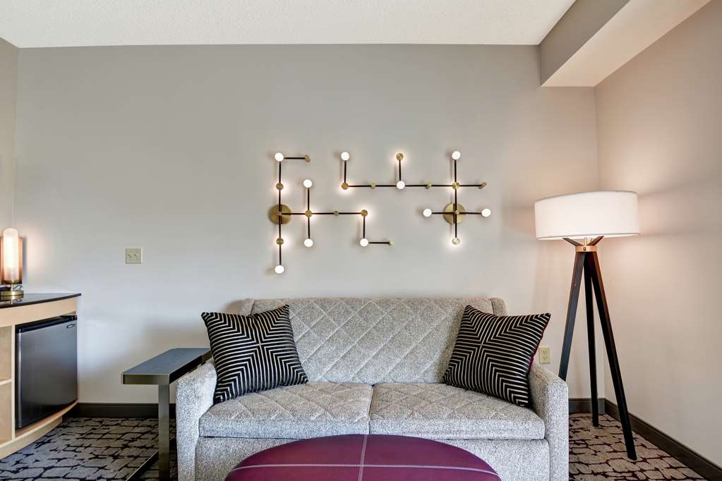 Фото DoubleTree by Hilton Hotel Baton Rouge