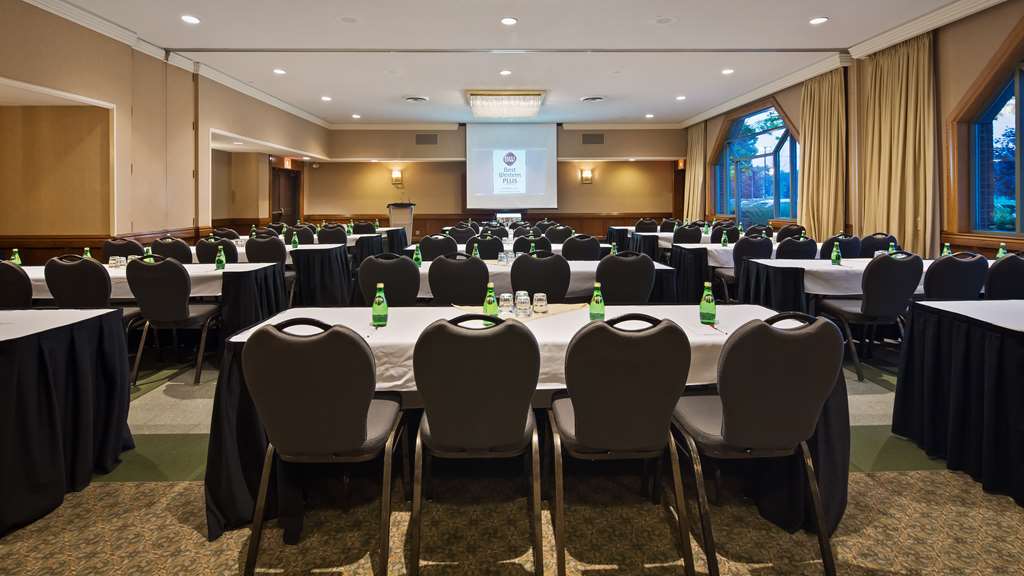 Фото Best Western Plus Lamplighter Inn & Conference Centre