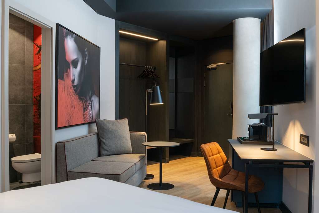 Фото Radisson Red Johannesburg Rosebank