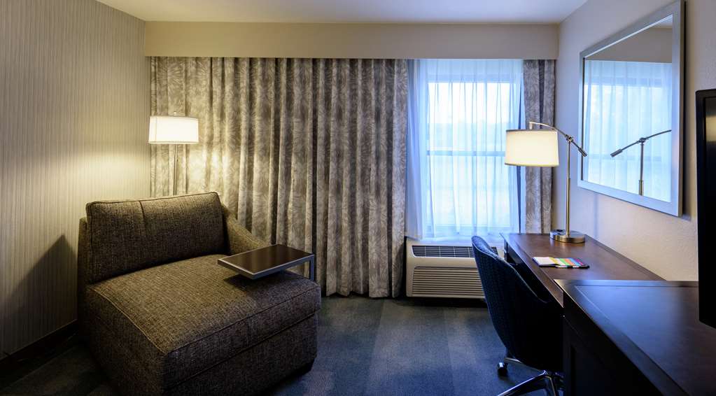 Фото Hampton Inn & Suites Jackson-Coliseum