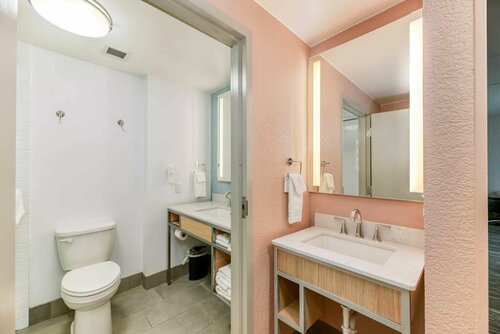 Гостиница Hilton Garden Inn Outer Banks/Kitty Hawk в Килл-Девил-Хиллс