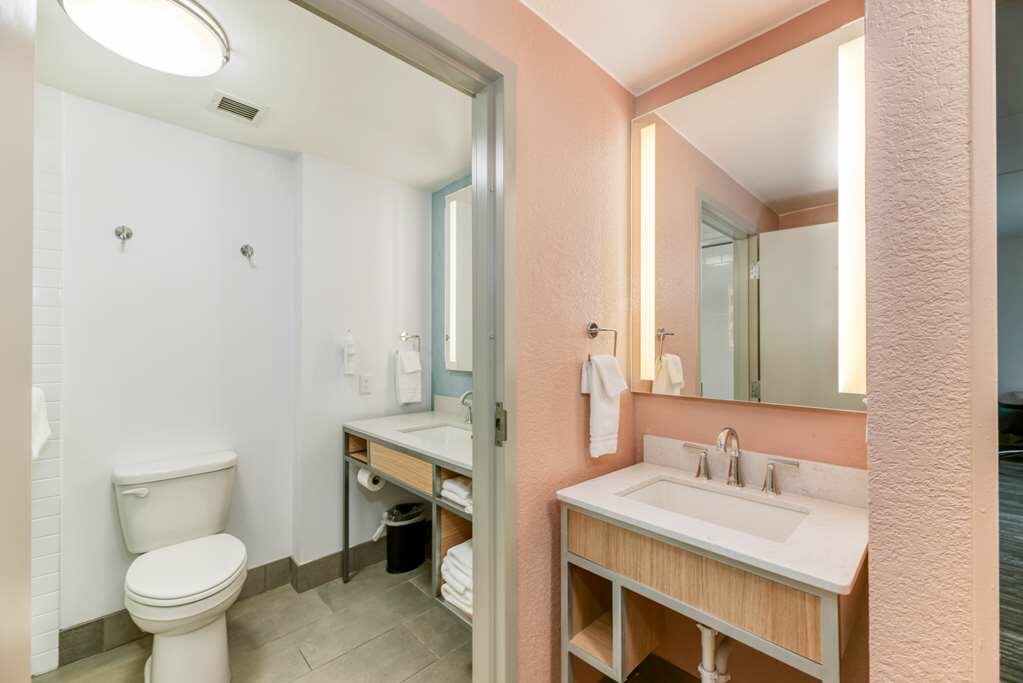 Фото Hilton Garden Inn Outer Banks/Kitty Hawk