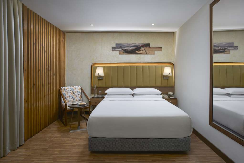 Фото Park Inn by Radisson Goa Candolim