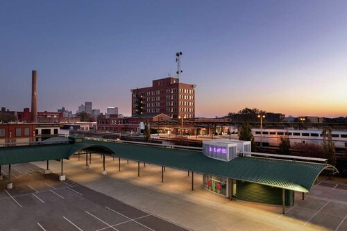 Гостиница The Central Station Memphis, Curio Collection by Hilton в Мемфисе