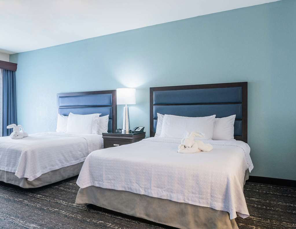 Фото Homewood Suites by Hilton Miami Airport West
