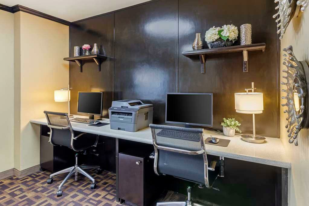 Фото Best Western Canoga Park Motor Inn