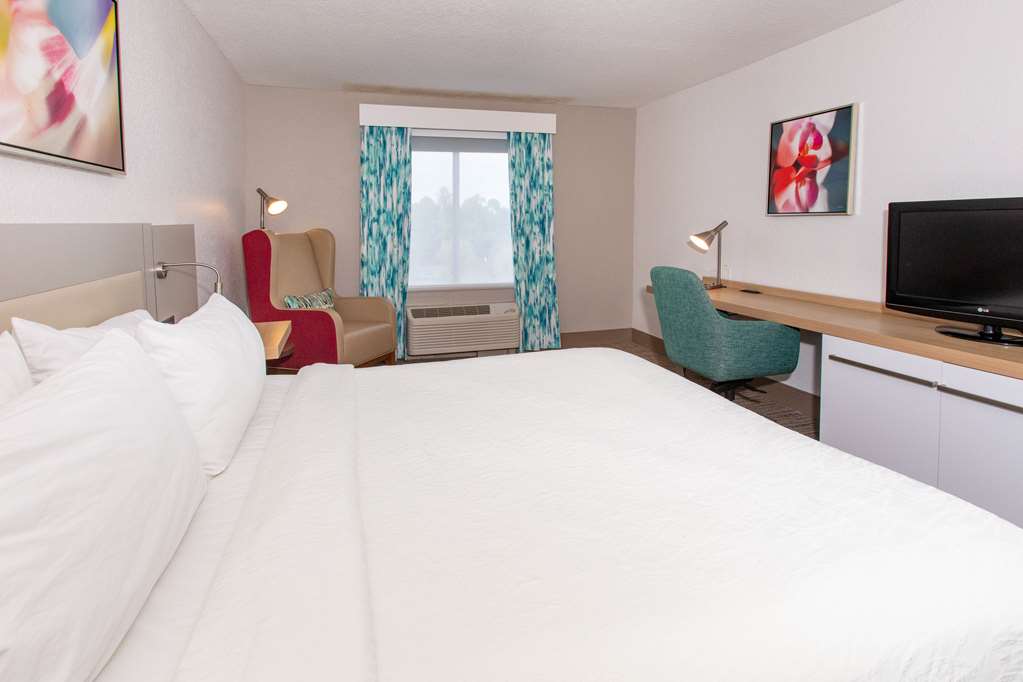 Фото Hilton Garden Inn Jacksonville Airport