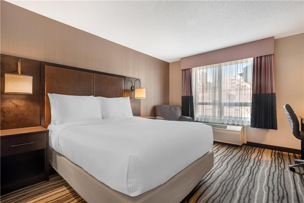 Фото Best Western Plus Calgary Centre Inn